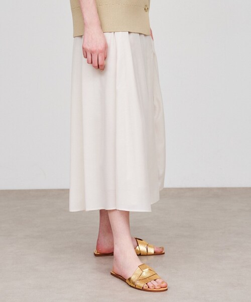 cloenc(クロエンス)の「【手洗い可】タックフレアスカート(スカート・レディース・ブラック/ライトグリーン/ライトベージュ・01/02/03)」の6枚目の写真