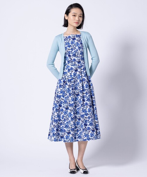 TOCCA(トッカ)の「EYELET AJISAI CARDIGAN カーディガン(カーディガン/ボレロ・レディース・アイボリー系/ブラック系/ブルー系/ピンク系・SMALL/MEDIUM)」の9枚目の写真