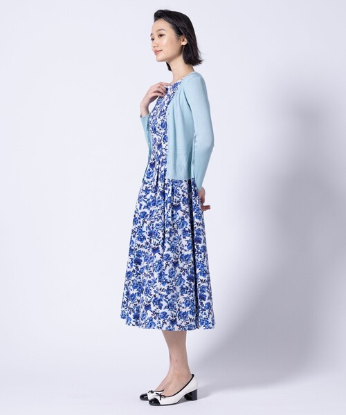 TOCCA(トッカ)の「EYELET AJISAI CARDIGAN カーディガン(カーディガン/ボレロ・レディース・アイボリー系/ブラック系/ブルー系/ピンク系・SMALL/MEDIUM)」の10枚目の写真