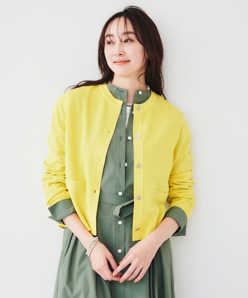 UNTITLED（アンタイトル）の「【配色カラー/アンサンブル可能】キレイめ カーディガンニット（カーディガン/ボレロ・レディース・グレー系8/ホワイト系5/ブラック系4/イエロー系その他/ベージュ系その他7・00/01/02/04/48/03/44）」の7枚目の写真