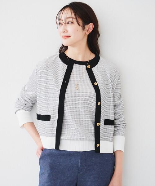 UNTITLED（アンタイトル）の「【配色カラー/アンサンブル可能】キレイめ カーディガンニット（カーディガン/ボレロ・レディース・グレー系8/ホワイト系5/ブラック系4/イエロー系その他/ベージュ系その他7・00/01/02/04/48/03/44）」の11枚目の写真