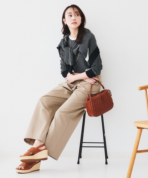 UNTITLED（アンタイトル）の「【配色カラー/アンサンブル可能】キレイめ カーディガンニット（カーディガン/ボレロ・レディース・グレー系8/ホワイト系5/ブラック系4/イエロー系その他/ベージュ系その他7・00/01/02/04/48/03/44）」の22枚目の写真