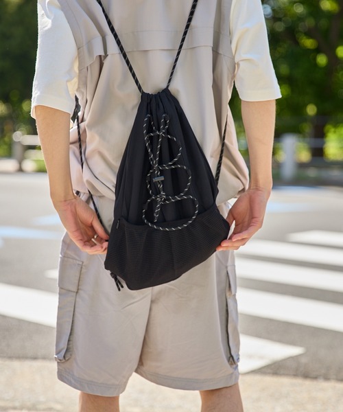 kutir（クティール）の「NYLON DRAW CORD NAPSACK/ナイロンドローコードナップサック（バックパック/リュック・メンズ・グレー/カーキ/ブラック/ネイビー/アイボリー/ブラウン/ボルドー・FREE）」の8枚目の写真