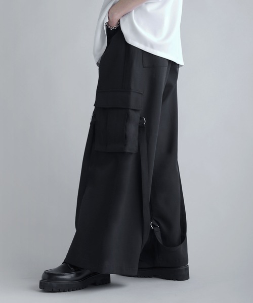 SOCCE（ソーシー）の「ルーズシルエットボンテージカーゴスラックス（カーゴパンツ・メンズ・ブラック/ライトグレー/チャコールグレー・S/M/L/XL）」の5枚目の写真