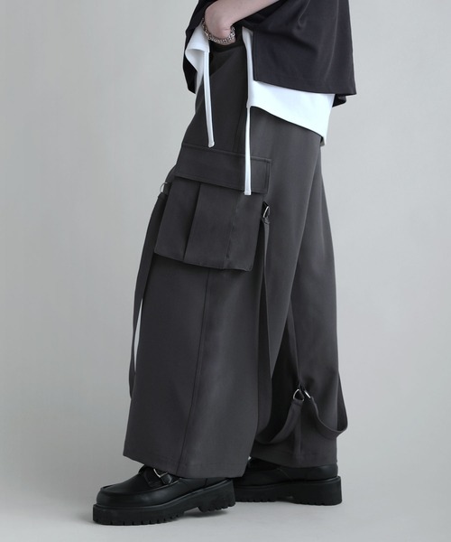 SOCCE（ソーシー）の「ルーズシルエットボンテージカーゴスラックス（カーゴパンツ・メンズ・ブラック/ライトグレー/チャコールグレー・S/M/L/XL）」の16枚目の写真