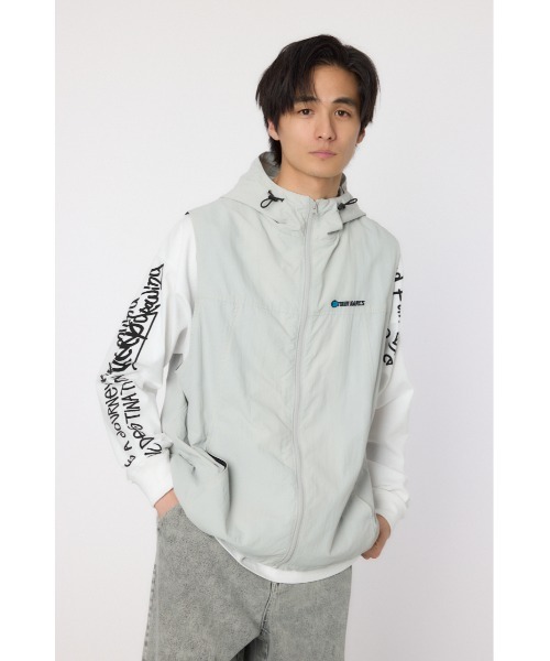 RODEO CROWNS WIDE BOWL(ロデオクラウンズワイドボウル)の「ドロストフーデッドベスト(ベスト・メンズ・ブラック/ライトピンク/ライトグレー・MEDIUM/LARGE)」の2枚目の写真