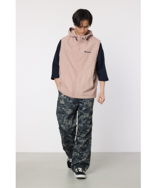 RODEO CROWNS WIDE BOWL(ロデオクラウンズワイドボウル)の「ドロストフーデッドベスト(ベスト・メンズ・ブラック/ライトピンク/ライトグレー・MEDIUM/LARGE)」の9枚目の写真