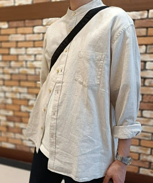 BACK NUMBER(バックナンバー)の「BACK NUMBER(バックナンバー)【メンズ】綿麻バンドカラーシャツ(シャツ/ブラウス・メンズ・ネイビー/ベージュ・S/M/L/XL)」の2枚目の写真