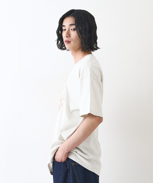 JEANS MATE（ジーンズメイト）の「【スポンジ・ボブ】オリジナルデザイン Tシャツ ドロップショルダー ビッグシルエット ユニセックス（Tシャツ/カットソー・メンズ・ホワイト/オフホワイト/ダークグリーン・LARGE/MEDIUM/X-LARGE/SMALL）」の21枚目の写真