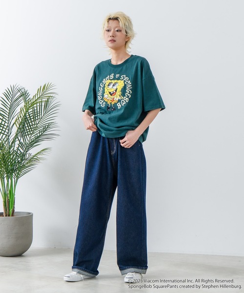 JEANS MATE（ジーンズメイト）の「【スポンジ・ボブ】オリジナルデザイン Tシャツ ドロップショルダー ビッグシルエット ユニセックス（Tシャツ/カットソー・メンズ・ホワイト/オフホワイト/ダークグリーン・LARGE/MEDIUM/X-LARGE/SMALL）」の12枚目の写真
