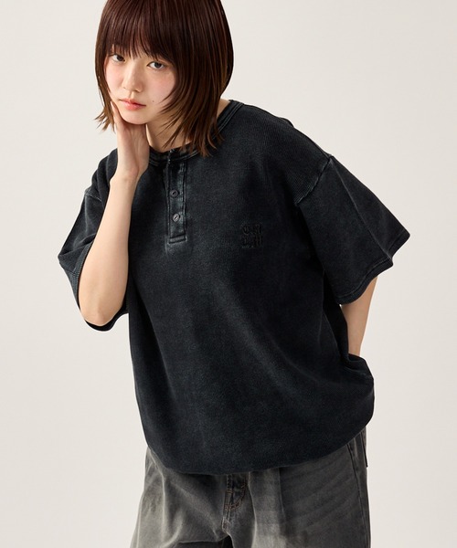 kutir(クティール)の「DRAWCORD HENLEY NECK THERMAL TSHIRT/ドローコードヘンリーネックサーマルTシャツ(Tシャツ/カットソー・メンズ・ホワイト/グレー系/ブラウン系/ネイビー系/杢グレー/ブラック系/ブラック・MEDIUM/LARGE)」の9枚目の写真