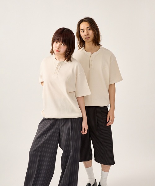 kutir(クティール)の「DRAWCORD HENLEY NECK THERMAL TSHIRT/ドローコードヘンリーネックサーマルTシャツ(Tシャツ/カットソー・メンズ・ホワイト/グレー系/ブラウン系/ネイビー系/杢グレー/ブラック系/ブラック・MEDIUM/LARGE)」の14枚目の写真