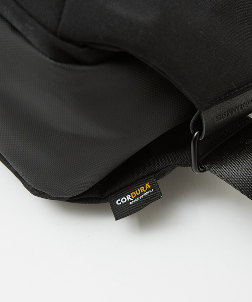 alfredoBANNISTER（アルフレッドバニスター）の「【軽量、撥水】9L 素材切替 ユーティリティ スリング ボディバッグ（ボディバッグ/ウエストポーチ・メンズ・ブラック/ブラック系その他・フリー）」の12枚目の写真