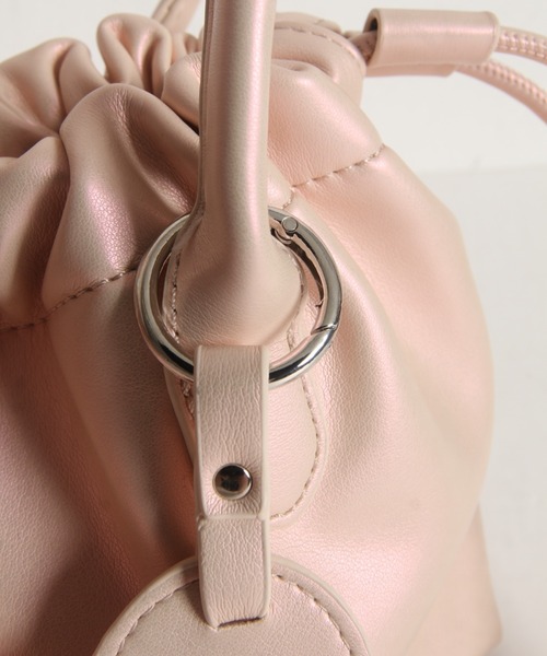 tocco closet（トッコ　クローゼット）の「【ZOZO限定】ハートチャーム付き2WAYショルダーバッグ（ショルダーバッグ・レディース・ピンク/アイボリー・FREE）」の21枚目の写真