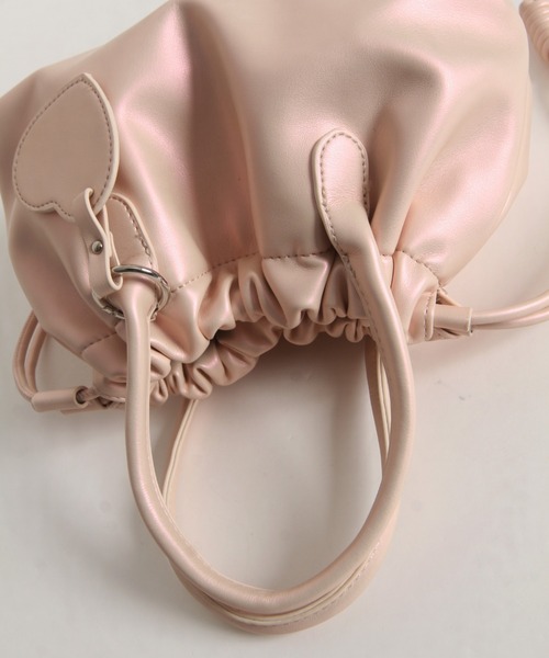 tocco closet（トッコ　クローゼット）の「【ZOZO限定】ハートチャーム付き2WAYショルダーバッグ（ショルダーバッグ・レディース・ピンク/アイボリー・FREE）」の22枚目の写真