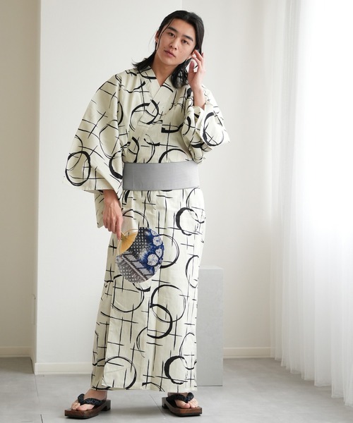 utatane(ウタタネ)の「選べるメンズ浴衣3点セット 古典レトロ(浴衣・メンズ・ホワイト系4/ホワイト系2/ホワイト系1/ネイビー系2/グリーン系1/ブラック系2/ホワイト系3/ネイビー系3/ブルー系1/ネイビー系1/ブラック系1・L/M)」の4枚目の写真