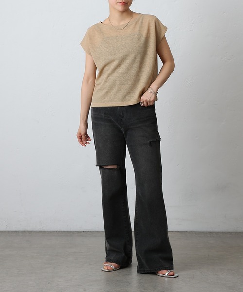 COLONY 2139（コロニートゥーワンスリーナイン）の「スラブシアーノースリーブプルオーバー（Tシャツ/カットソー・レディース・ベージュ/ブラック/オフホワイト/ピンク・FREE）」の12枚目の写真