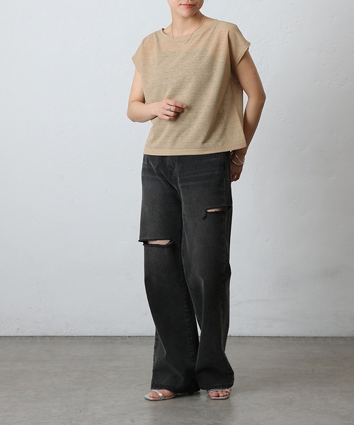 COLONY 2139（コロニートゥーワンスリーナイン）の「スラブシアーノースリーブプルオーバー（Tシャツ/カットソー・レディース・ベージュ/ブラック/オフホワイト/ピンク・FREE）」の15枚目の写真