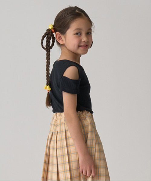 minimal（ミニマル）の「オフショルダーTシャツ（Tシャツ/カットソー・キッズ・イエロー/サックスブルー/ラベンダー/ブラック・100cm/110cm/120cm/130cm/140cm）」の19枚目の写真
