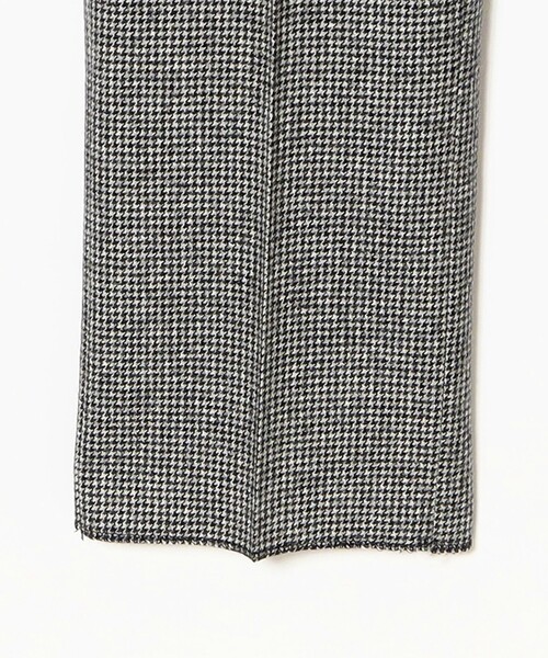 BEAMS F（ビームスエフ）の「ウール ハウンドトゥース 1プリーツ サイドアジャスター スラックス（その他パンツ・メンズ・ブラック・50/48/46/44）」の6枚目の写真
