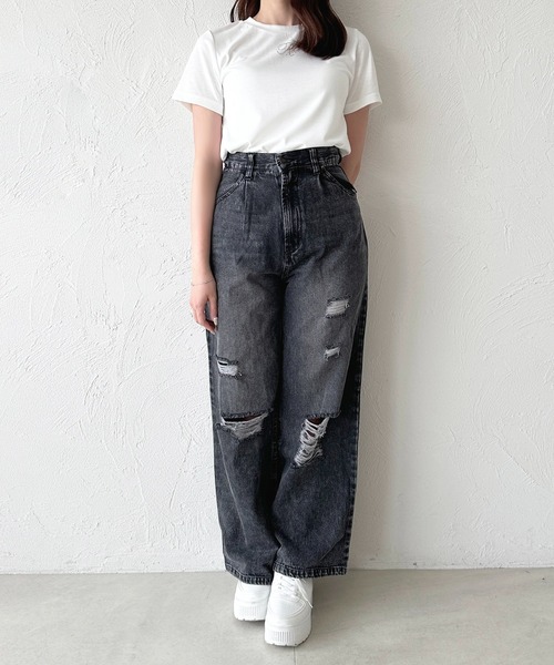 apres jour(アプレジュール)の「ラインストーンイニシャルTシャツ(Tシャツ/カットソー・レディース・ホワイト系その他/ホワイト系その他3/ホワイト系その他4/ホワイト系その他2/ホワイト系その他5・フリー)」の10枚目の写真