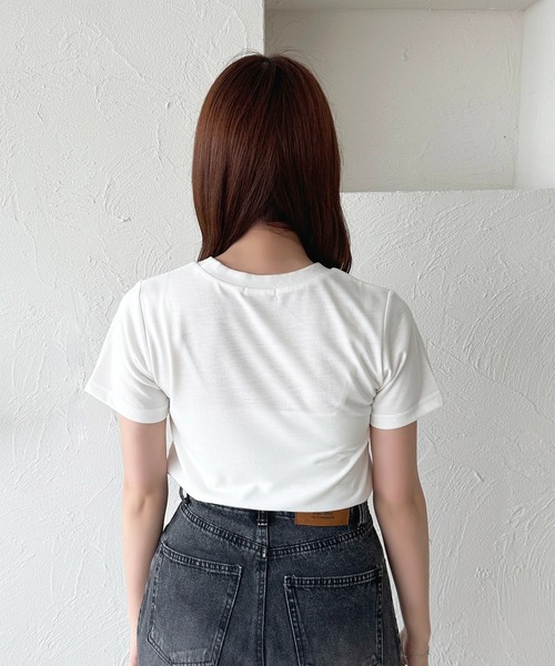 apres jour(アプレジュール)の「ラインストーンイニシャルTシャツ(Tシャツ/カットソー・レディース・ホワイト系その他/ホワイト系その他3/ホワイト系その他4/ホワイト系その他2/ホワイト系その他5・フリー)」の9枚目の写真