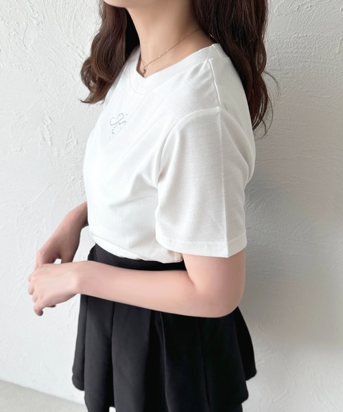 apres jour(アプレジュール)の「ラインストーンイニシャルTシャツ(Tシャツ/カットソー・レディース・ホワイト系その他/ホワイト系その他3/ホワイト系その他4/ホワイト系その他2/ホワイト系その他5・フリー)」の21枚目の写真