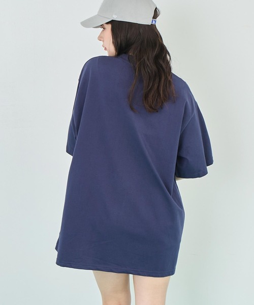 ANAP(アナップ)の「イヤホンプリント ビッグ Tシャツ(Tシャツ/カットソー・レディース・ネイビー/ライトグレー/ピンク・FREE)」の14枚目の写真