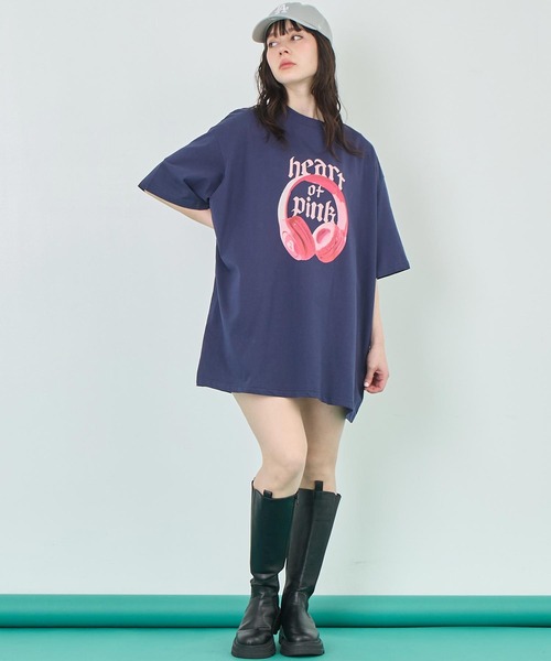 ANAP(アナップ)の「イヤホンプリント ビッグ Tシャツ(Tシャツ/カットソー・レディース・ネイビー/ライトグレー/ピンク・FREE)」の16枚目の写真