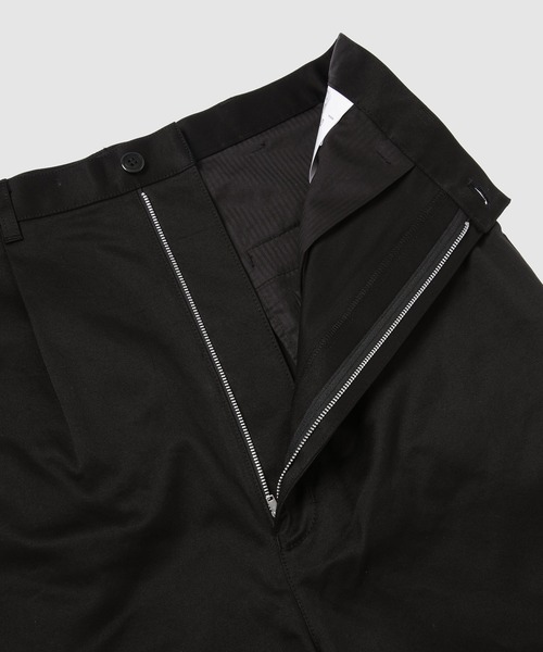 JUNYA WATANABE MAN（ジュンヤワタナベマン）の「COTTON SURGE HIGH WAIST PANTS（その他パンツ・メンズ・ベージュ/ブラック・S/M/L/XS）」の4枚目の写真