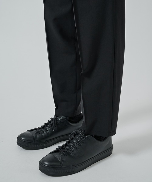 STUDIOUS（ステュディオス）の「【STUDIOUS】SUMMER WOOL TAPERED SLACKS（スラックス・メンズ・ブラック/カーキ/ベージュ/ダークブラウン・1/2）」の14枚目の写真