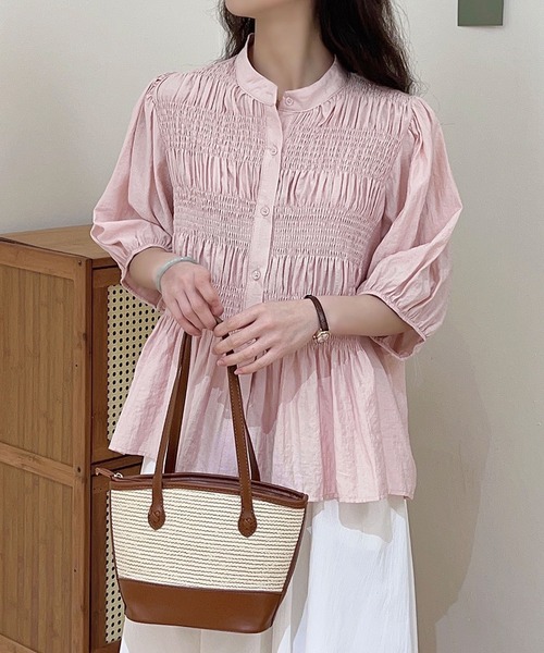 aimoha(アイモハ)の「コットンギャザー半袖ブラウス シャーリングデザイン (SS)(シャツ/ブラウス・レディース・ブラック/ライトベージュ/ホワイト/ピンク・FREE)」の13枚目の写真