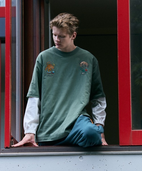 rehacer(レアセル)の「rehacer : Chill Hop Relax Fit T-shirt / チルホップ リラックス Tシャツ(Tシャツ/カットソー・メンズ・グリーン/ホワイト/スミクロ・LARGE/X-LARGE/SMALL/MEDIUM)」の19枚目の写真