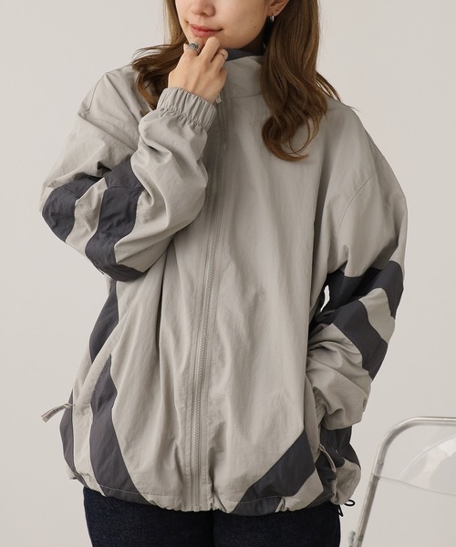 UMBRO（アンブロ）の「UMBRO/アンブロ Track jacket トラックジャケット（ジャージ・メンズ・ブラック/グレー・M/L/XL）」の14枚目の写真