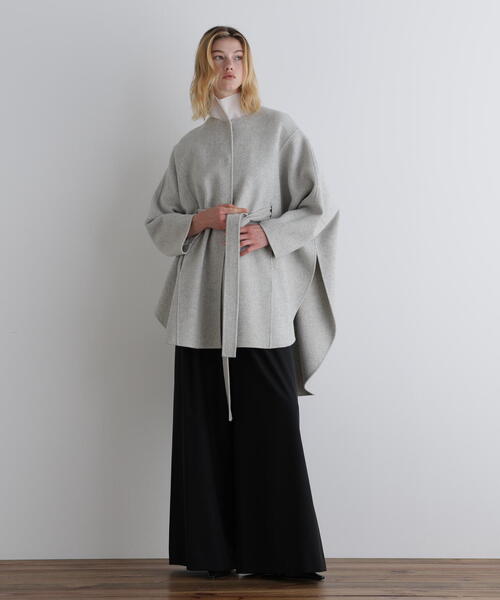 ◇ソフトウールリバーサークルコート（ノーカラーコート）｜LE PHIL