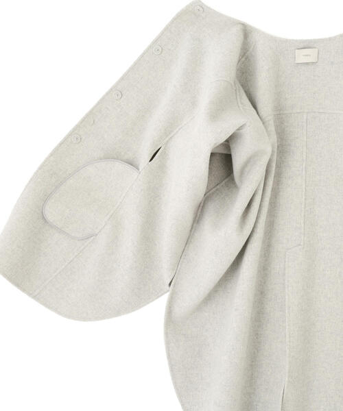 ◇ソフトウールリバーサークルコート（ノーカラーコート）｜LE PHIL
