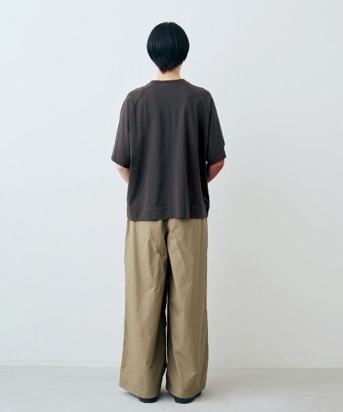 THREE FIFTY STANDARD（スリーフィフティースタンダード）の「ＴＨＲＥＥ　ＦＩＦＴＹ　ＳＴＡＮＤＡＲＤ　ピグメント加工のロゴプリントＴシャツ（Tシャツ/カットソー・レディース・スモークピンク/チャコールグレー/ベージュ・M/L/LL）」の10枚目の写真