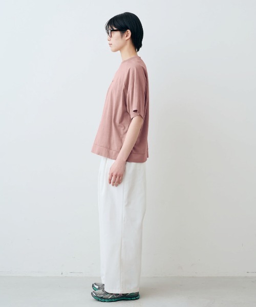 THREE FIFTY STANDARD（スリーフィフティースタンダード）の「ＴＨＲＥＥ　ＦＩＦＴＹ　ＳＴＡＮＤＡＲＤ　ピグメント加工のロゴプリントＴシャツ（Tシャツ/カットソー・レディース・スモークピンク/チャコールグレー/ベージュ・M/L/LL）」の17枚目の写真