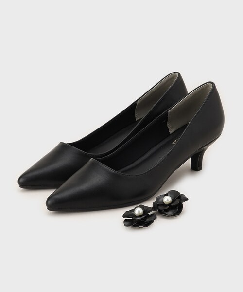 OPAQUE.CLIP(オペークドットクリップ)の「【2WAY/抗菌防臭加工】フラワークリップ付きパンプス(パンプス・レディース・ベージュ/ブラック・01/02/03)」の11枚目の写真