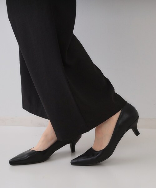 OPAQUE.CLIP(オペークドットクリップ)の「【2WAY/抗菌防臭加工】フラワークリップ付きパンプス(パンプス・レディース・ベージュ/ブラック・01/02/03)」の12枚目の写真