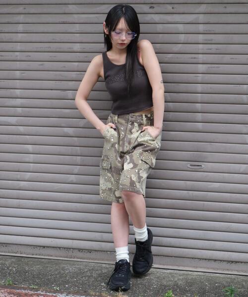 WEGO(ウィゴー)の「WEGO/スタッズグラフィックタンク(タンクトップ・レディース・スミクロ/ブラウン・FREE)」の3枚目の写真