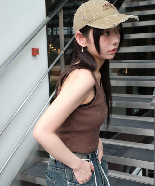 WEGO(ウィゴー)の「WEGO/スタッズグラフィックタンク(タンクトップ・レディース・スミクロ/ブラウン・FREE)」の12枚目の写真