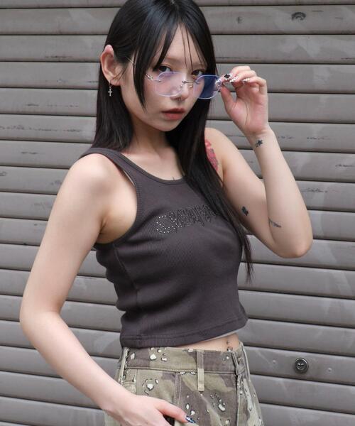 WEGO(ウィゴー)の「WEGO/スタッズグラフィックタンク(タンクトップ・レディース・スミクロ/ブラウン・FREE)」の9枚目の写真