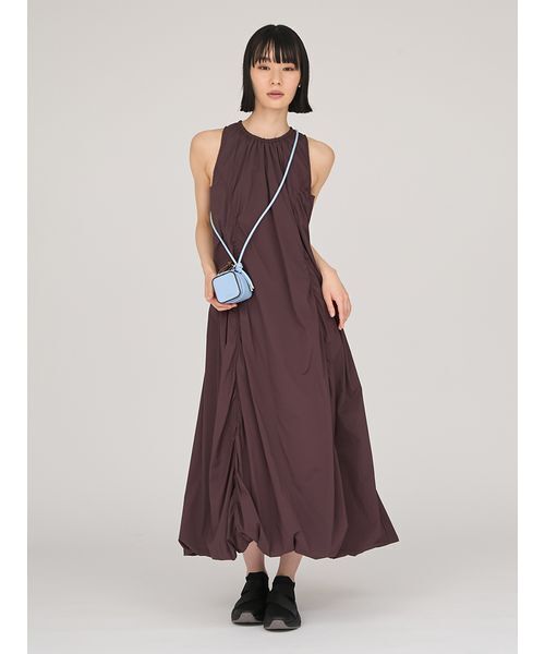 emmi（エミ）の「キューブマルチチャーム（ショルダーバッグ・レディース・キャメル/ネイビー/ブルー・F）」の16枚目の写真