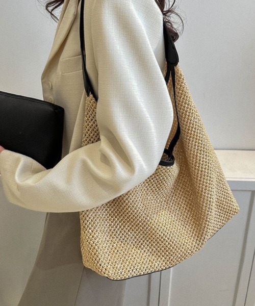 ﾒｯｼｭﾜﾝﾊﾝﾄﾞﾙﾎﾟｰﾁ付ｼｮﾙﾀﾞｰﾊﾞｯｸﾞ（ショルダーバッグ）｜suppli