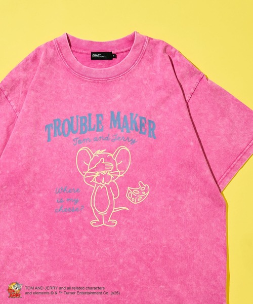 Tom＆Jerry（トムアンドジェリー）の「TOM and JERRY/トムとジェリー ジェリーTEE（Tシャツ/カットソー・レディース・ライトグレー/ピンク・M/L）」の2枚目の写真