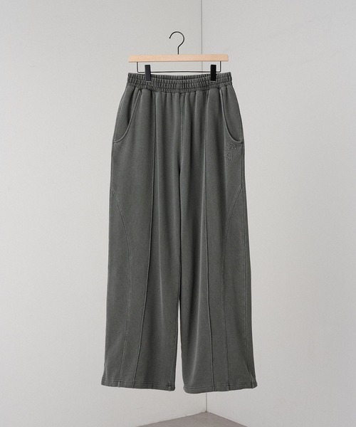 Alfred Alex（アルフレッドアレックス）の「【Alfred Alex】ヴィンテージ加工ピグメントダメージパッチロゴドロストカーブスウェットパンツ【セットアップ対応】（スウェットパンツ・メンズ・ブラック/ワインレッド/チャコール/グレイッシュブルー・S/M/L）」の16枚目の写真