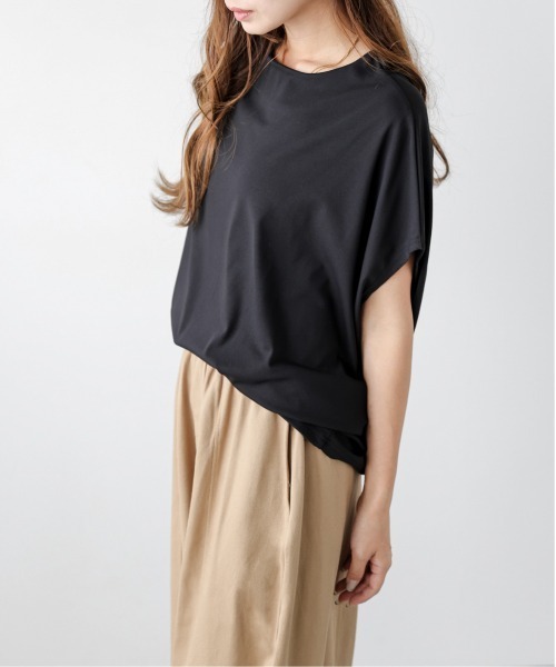 lesperance(レスぺランス)の「コクーンシルエットプルオーバー(Tシャツ/カットソー・レディース・ブラック系1/ブラック系2/グレー系1/グレー系2/ベージュ系1/ベージュ系2・フリー)」の2枚目の写真