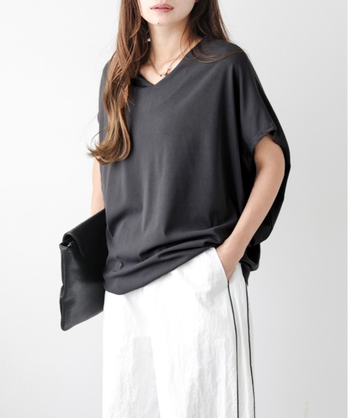 lesperance(レスぺランス)の「コクーンシルエットプルオーバー(Tシャツ/カットソー・レディース・ブラック系1/ブラック系2/グレー系1/グレー系2/ベージュ系1/ベージュ系2・フリー)」の3枚目の写真
