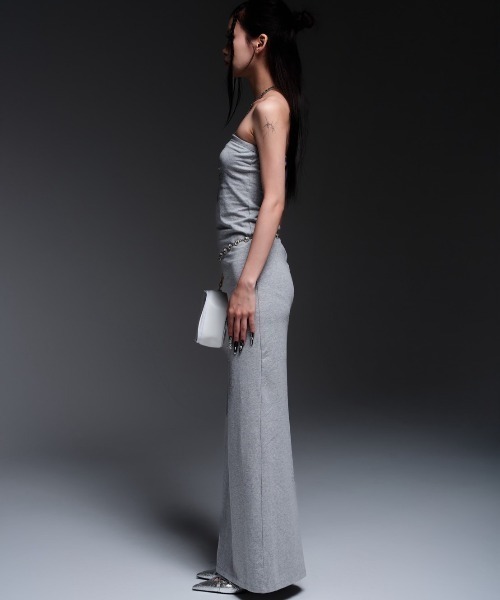 ROYAL FLASH(ロイヤルフラッシュ)の「MITSUKI/ミツキ/BUST POINT FIT DRESS(ワンピース・レディース・ブラック/グレー・F)」の14枚目の写真